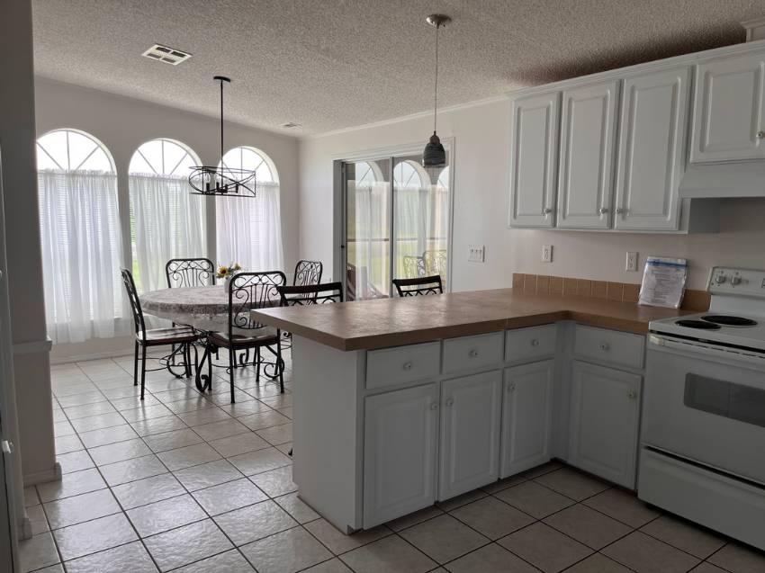 1276 Las Brisas Lane a Winter Haven, FL Mobile or Manufactured Home for Sale